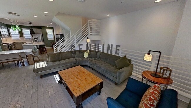Building Photo - Coming Soon: Beautifully Furnished 3Bd 3.5Ba Condo in Costa Mesa
