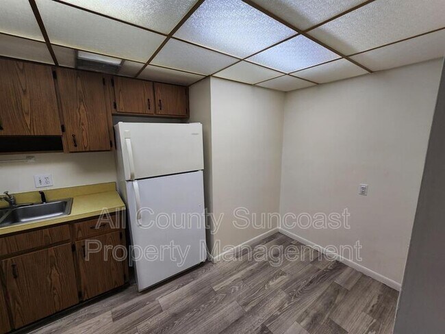 Building Photo - 1830 Dr M.L.K. Jr St N