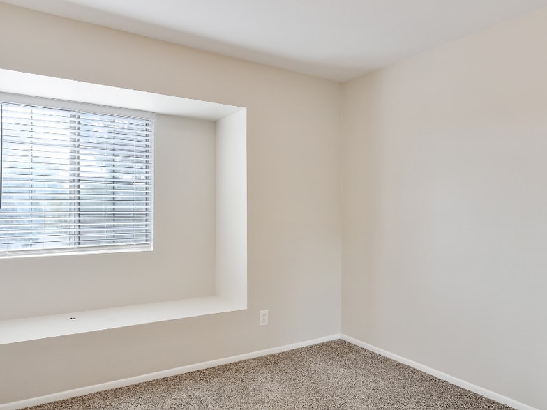 Building Photo - 50 Tidwell Ln