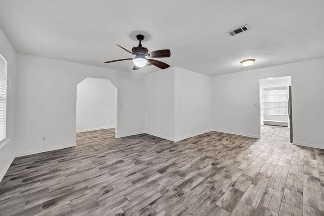 Building Photo - 1237 Rhonda Dr