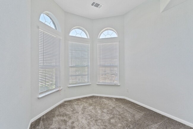 Building Photo - 829 Blue Oak Blvd