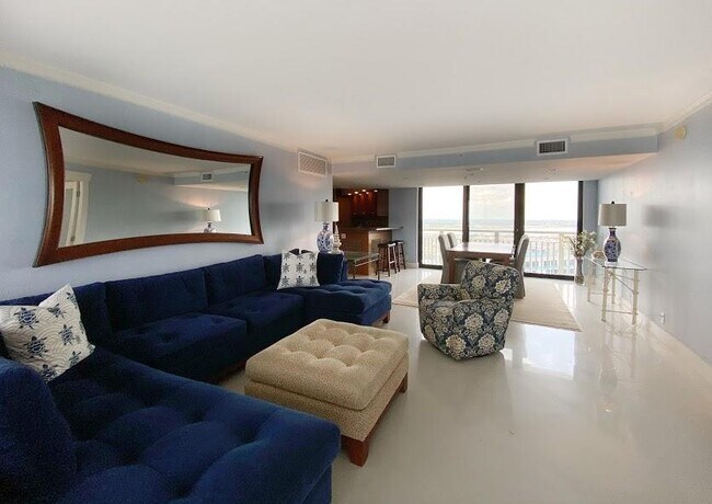 Building Photo - 3000 N Ocean Dr