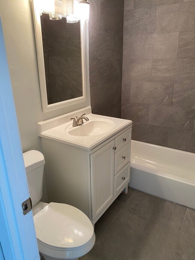 Interior Photo - Tomlinson Court Apartments