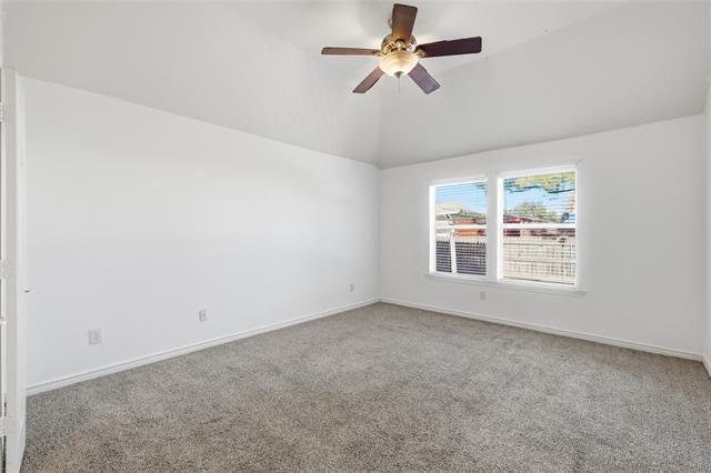 Building Photo - 1018 Karen St