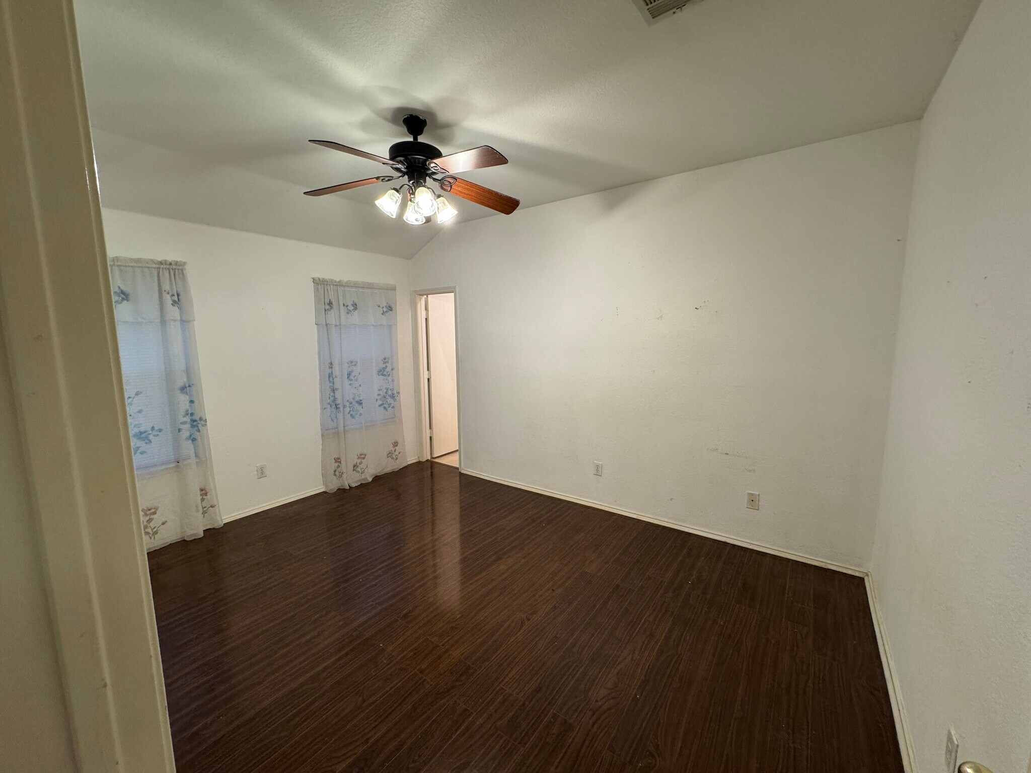 Master Bedroom - 1814 McNeely St