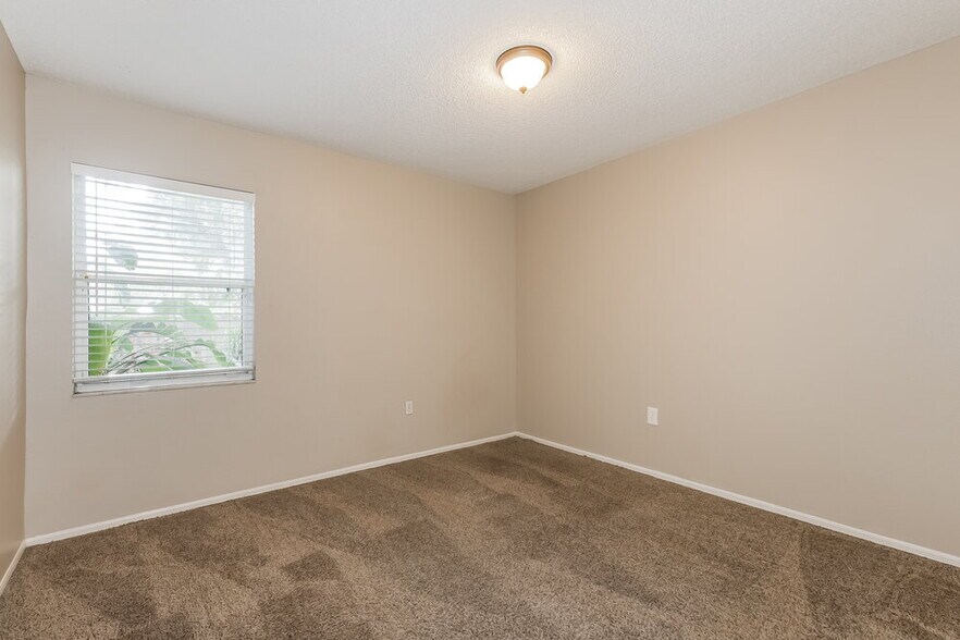 Building Photo - 3839 Marquise Ln
