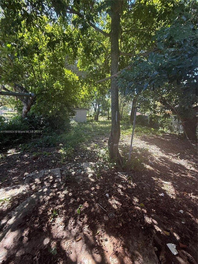 Building Photo - 1918 NW 82nd St