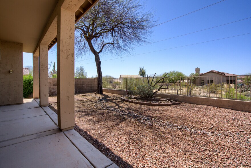 Building Photo - 31030 N 42nd Pl