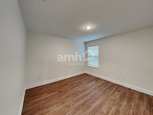 Building Photo - 6058 Little Blf Cir