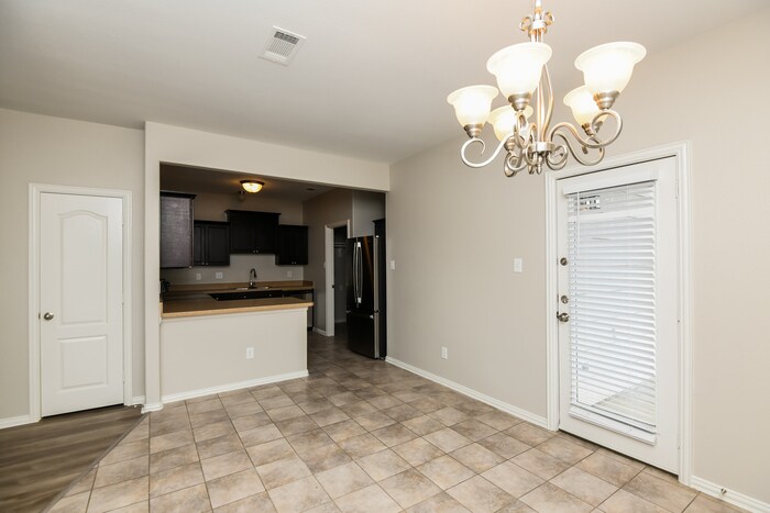 Building Photo - 116 Callender Dr