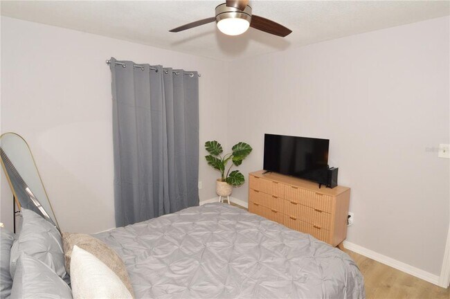 Building Photo - 8653 Fancy Finch Dr