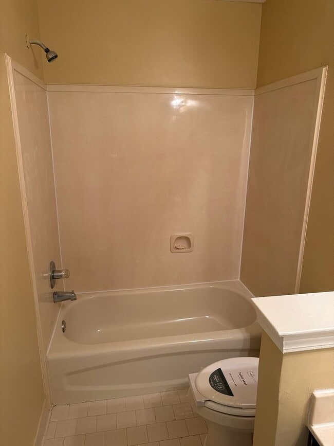 Building Photo - 4 Success Realty now offering this beautiful 3 bedrooms 2.5 bath