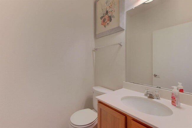 Building Photo - 6816 Sunderland Trail