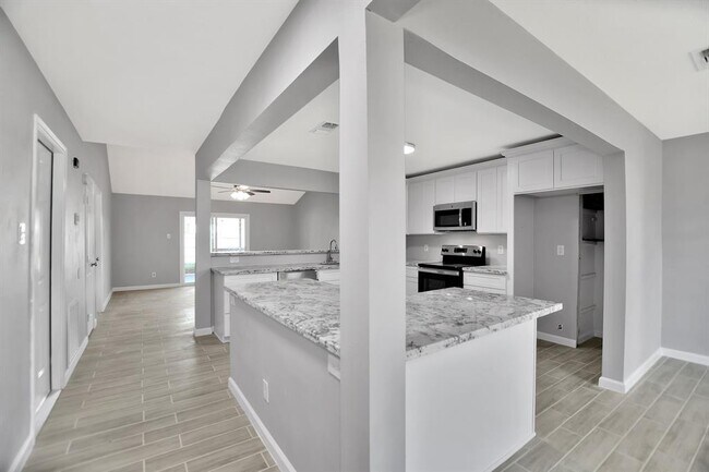 Building Photo - 1505 New Orleans St