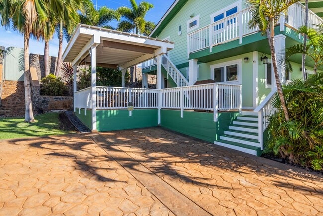 Building Photo - 1276 S Nahale Pl