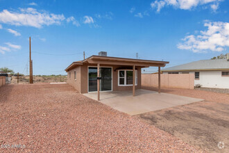 Building Photo - 11437 W Lakeshore Dr