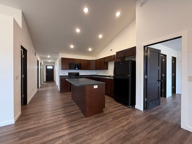 Building Photo - 5513 164th St