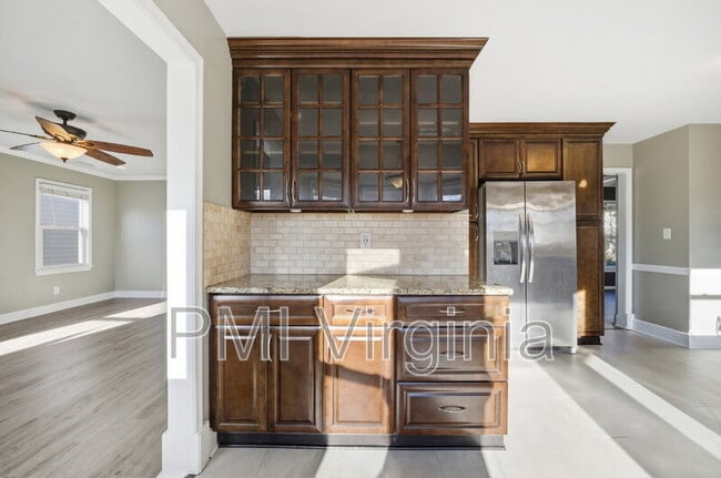 Building Photo - 4808 Boxford Rd