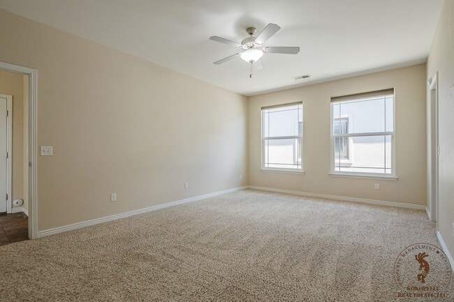 Building Photo - 672 Muirfield Drive