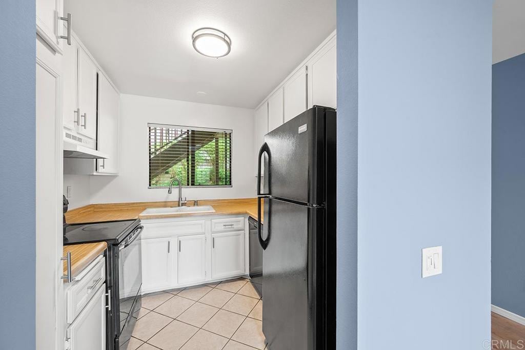 Building Photo - 6725 Mission Gorge Rd