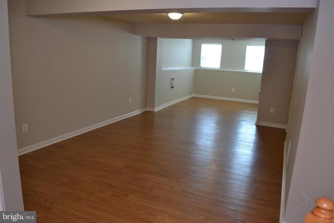 Building Photo - 1725 Emory St