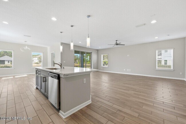 Building Photo - 95 Strobe Ct