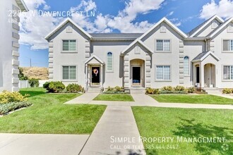 Building Photo - Spacious 4 BD townhome in Taylorsville!