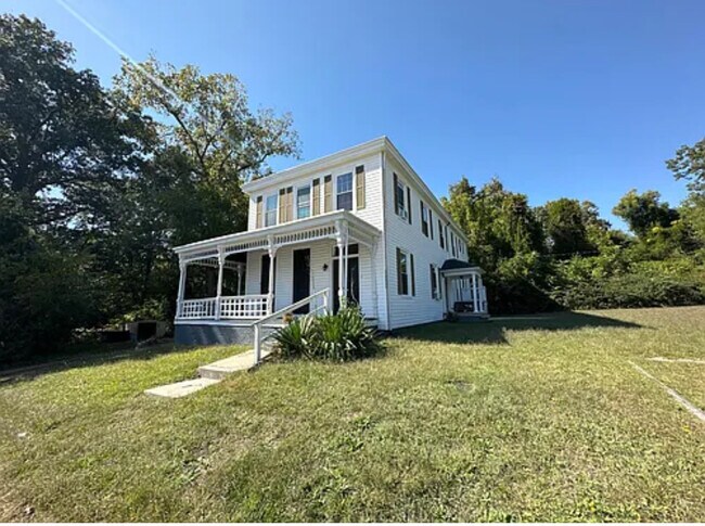 Building Photo - 12020 Winfree St