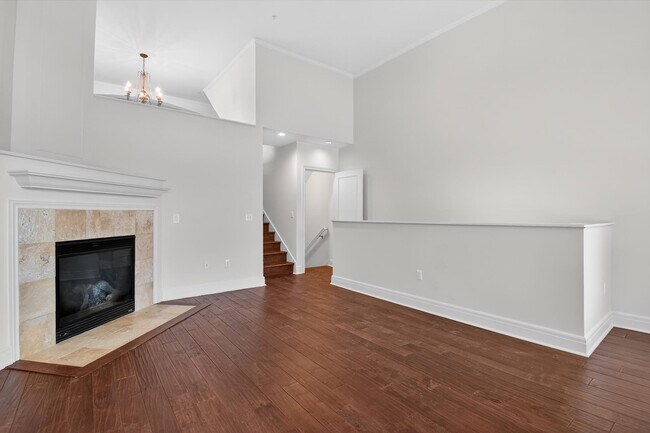 Building Photo - 417 S Ashley St