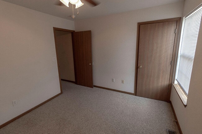 Building Photo - 1635 Bold Ruler Ct