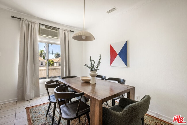 Building Photo - 1147 Westmoreland Ave