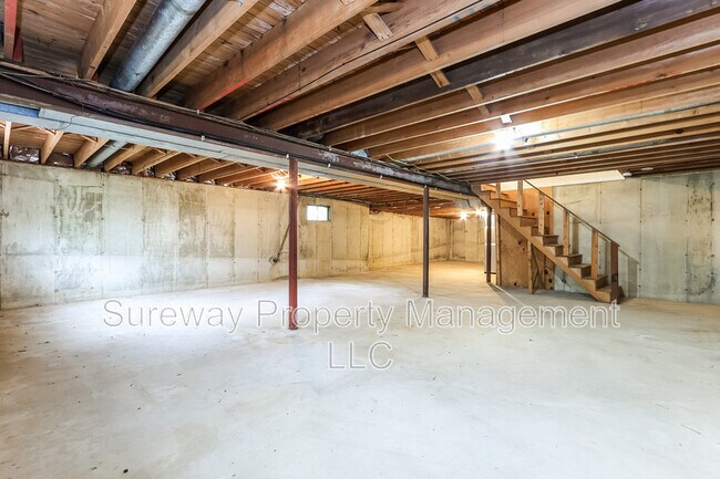 Building Photo - 276 Highland Ave