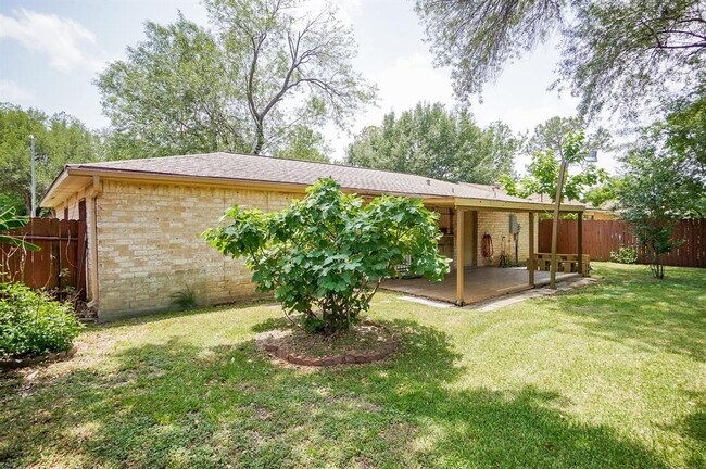 Building Photo - 11614 Pompano Ln