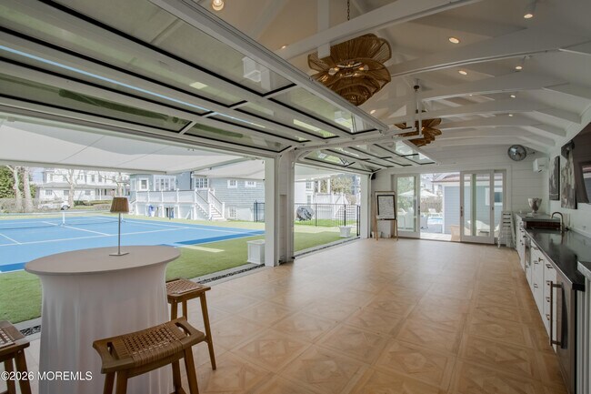 Building Photo - 207 Monmouth Ave