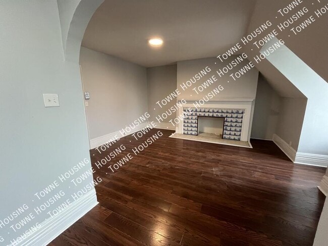 Building Photo - 479 Delaware Ave