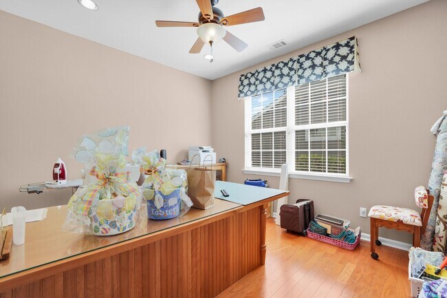 Building Photo - 17 Thomas Bee Dr