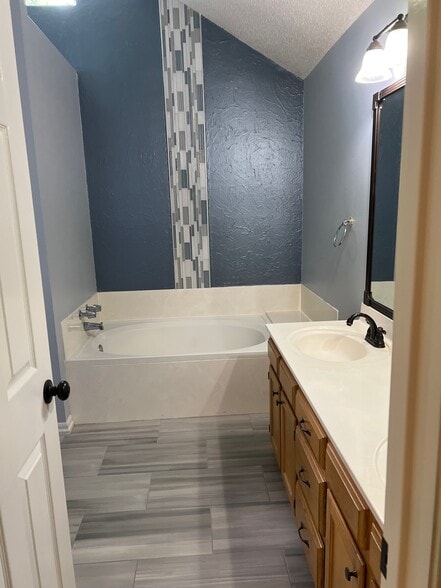 Building Photo - 4138 Stumberg Ln