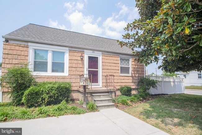 Primary Photo - 20 Chester Cir