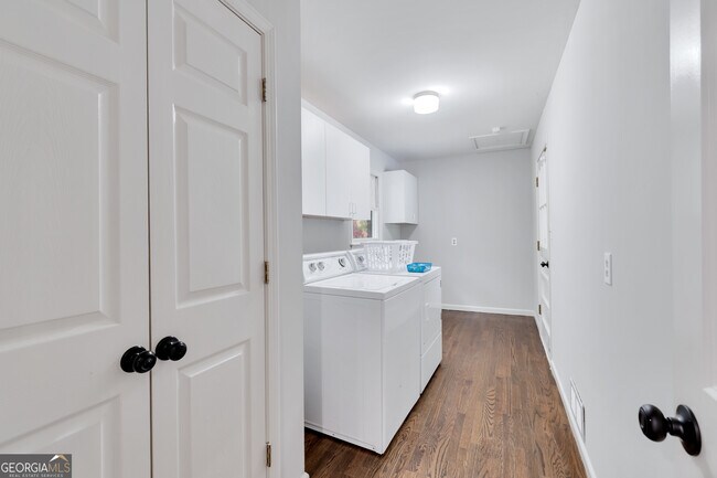 Building Photo - 2589 Bentbrook Ct