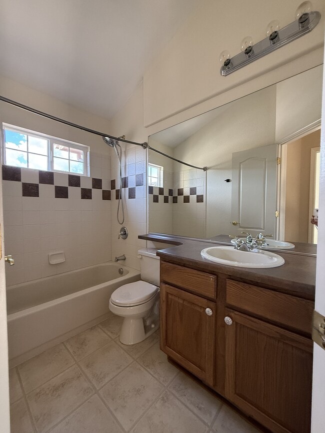 Building Photo - 15859 Bridle Ridge Dr