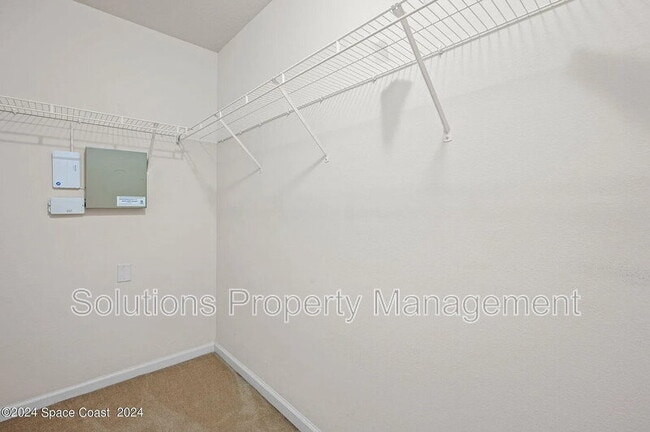 Building Photo - 1375 Lara Cir