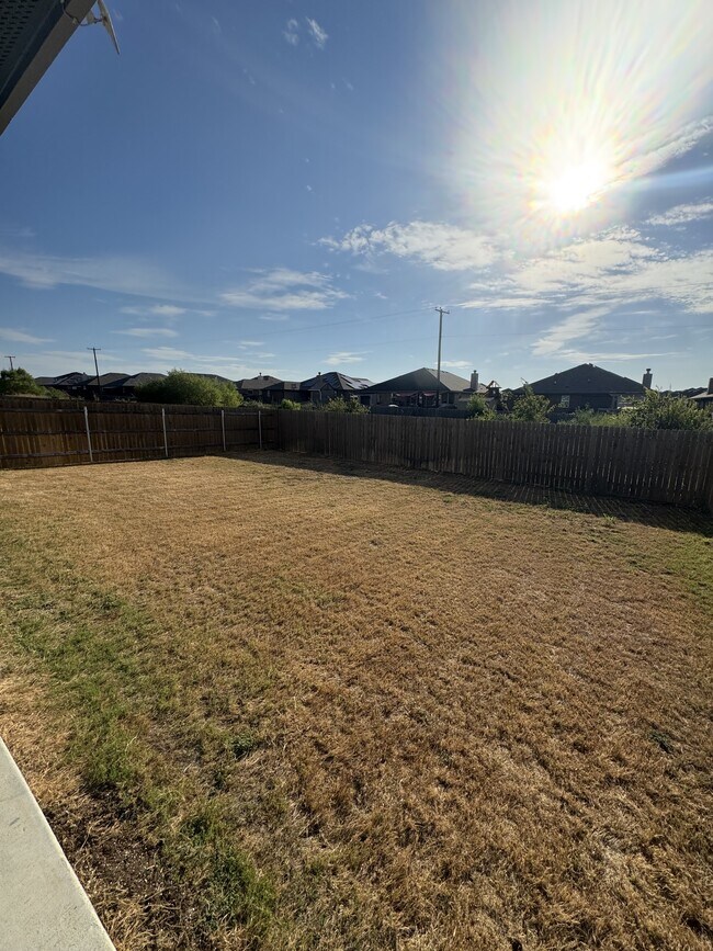 Building Photo - 7108 Gilbert Dr