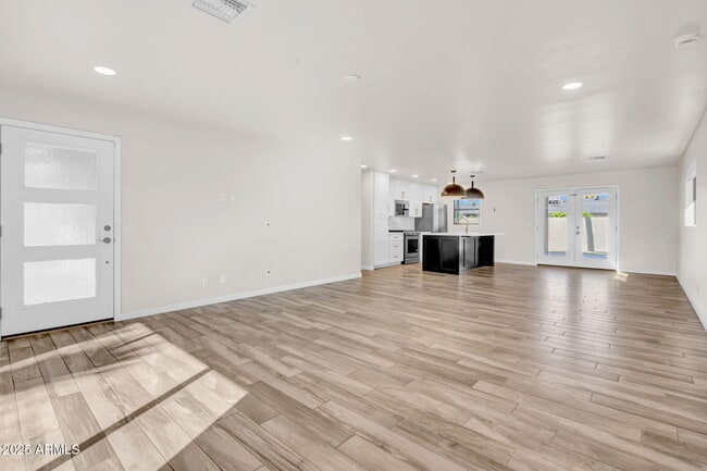 Building Photo - 8234 E Heatherbrae Ave