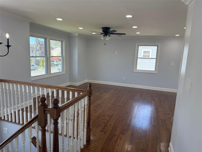 Building Photo - 37 Ruland Rd N