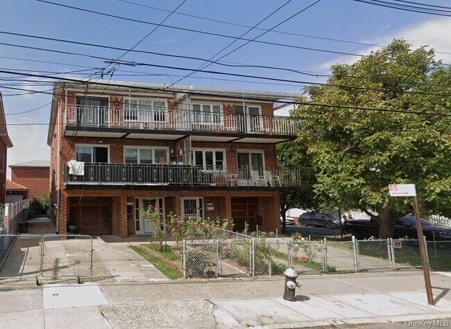 Primary Photo - 57-32 136th St