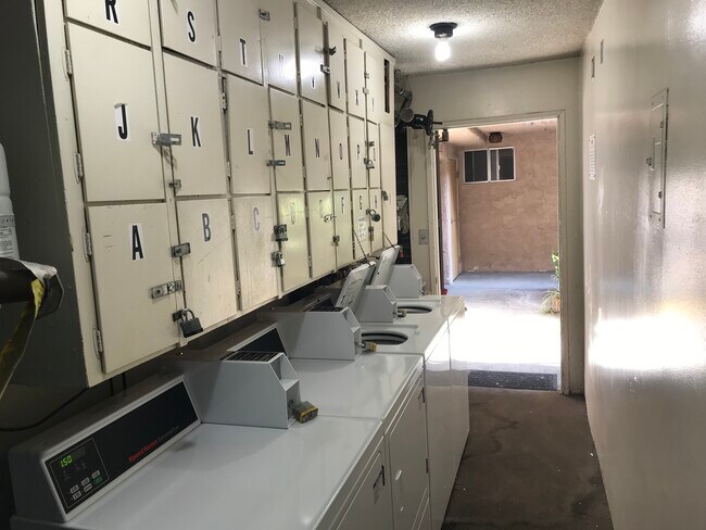 Laundry Storage - 10425 Irene St