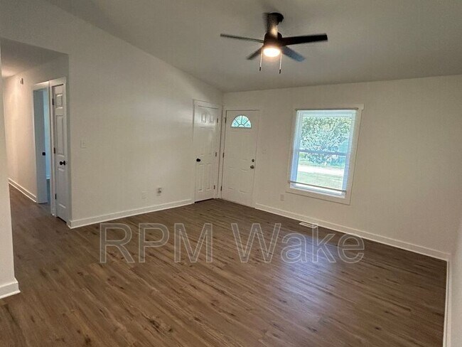 Building Photo - 2325 Quartz Ct