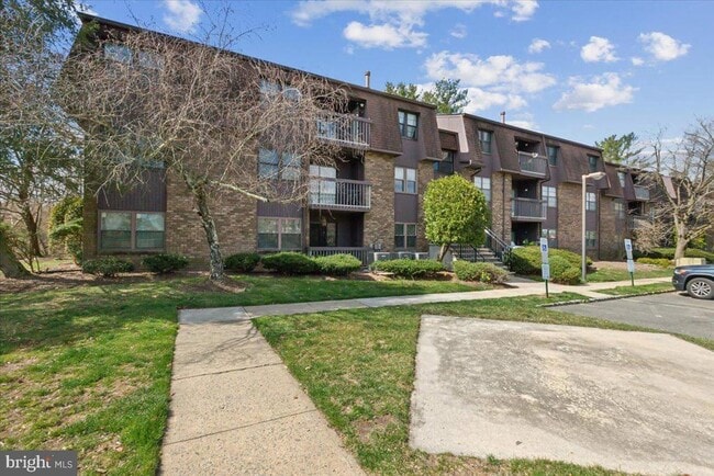 Primary Photo - 1714 Country Mill Dr