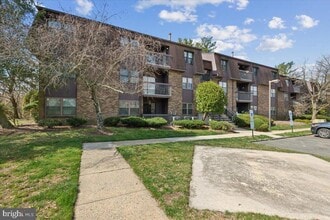 Building Photo - 1714 Country Mill Dr