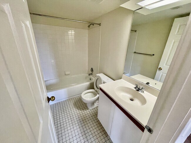 Bathroom - 104 Woodside Rd